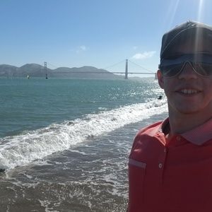 Meet your Posher, Bennett